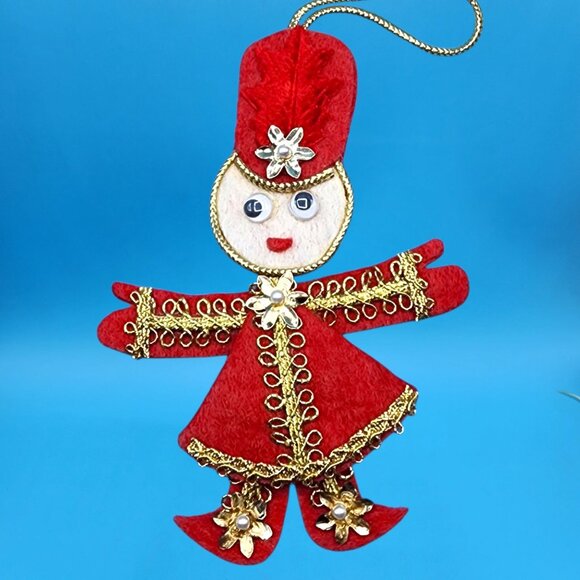Vintage Red Felt Toy Soldier Ornaments w/ Googly Eyes & Gold Trim 1960s v1 - Picture 5 of 10